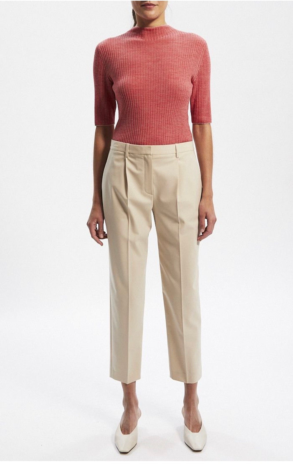 Theory Low Rise Pleated Pants
