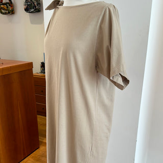 (Nude) T-shirt dress